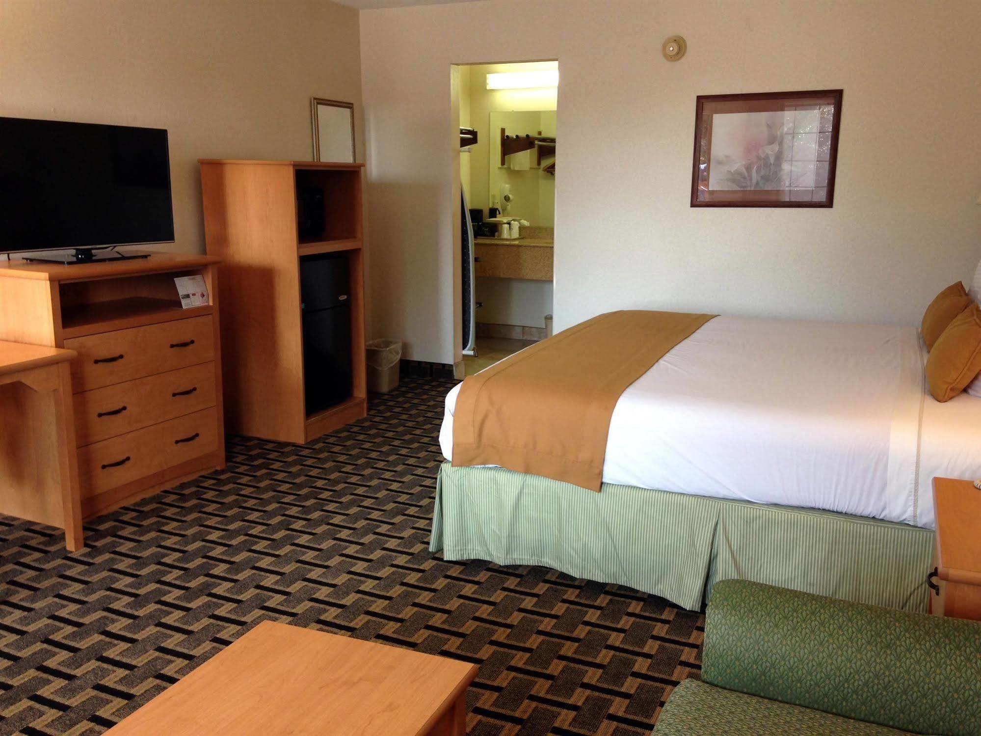 Americas Best Value Inn And Suites Desoto Eksteriør billede